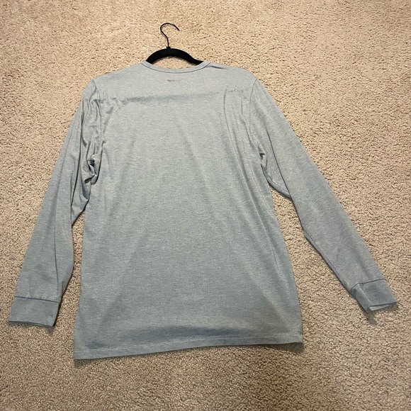 Donating 01/03, HeatKeep long sleeves, gray with stripe pattern, men’s - Picture 2 of 3